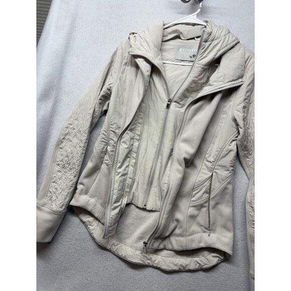 Athleta Cold Front Hybrid Cream Quilted Jacket size Small Fleece - Picture 3 of 6